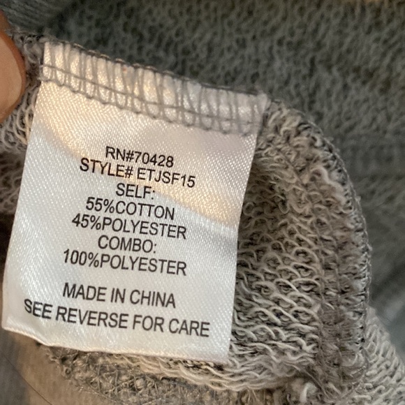 SALE Gorgeous Evy’s Tree Joy sparkle crewneck sweatshirt,size Small💫 - Picture 8 of 9